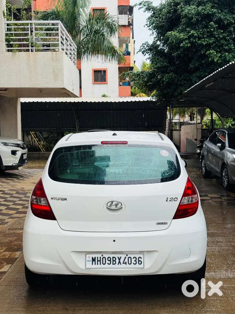 Hyundai I20 Sports Petrol Cng 2011 Insurance Valid 215000 Negotiable