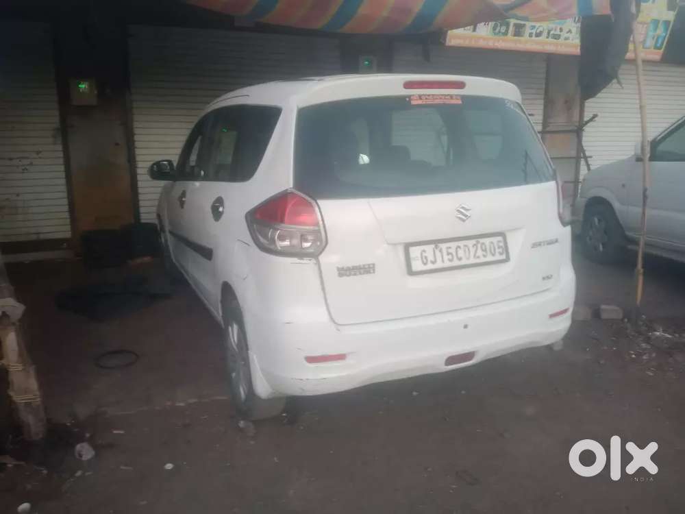 Maruti Suzuki Ertiga 2014 Petrol And Cng Company140000 Km Driven