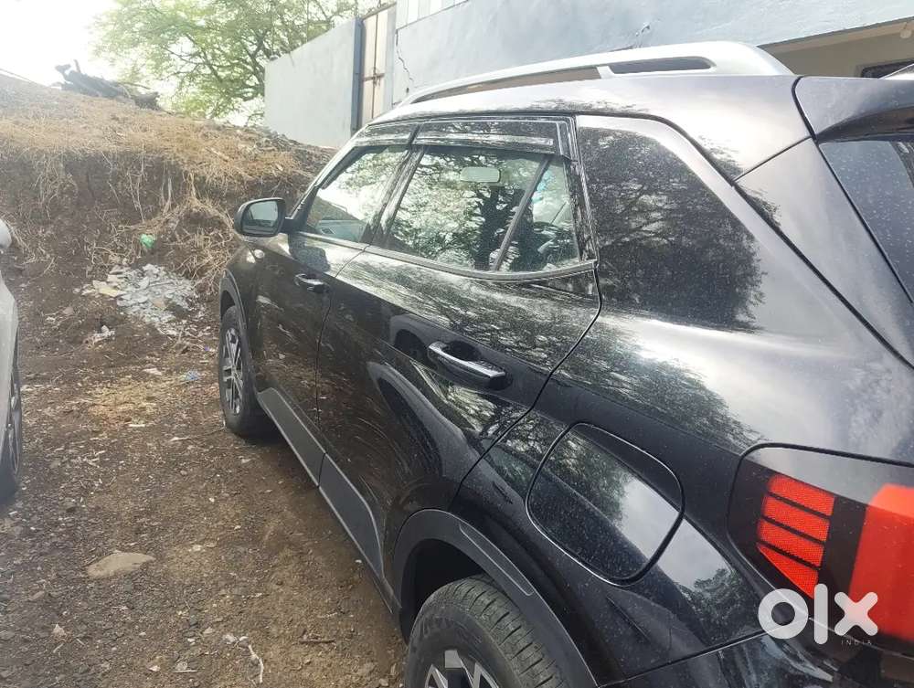 Hyundai New Venue 2024 Petrol Well Maintained