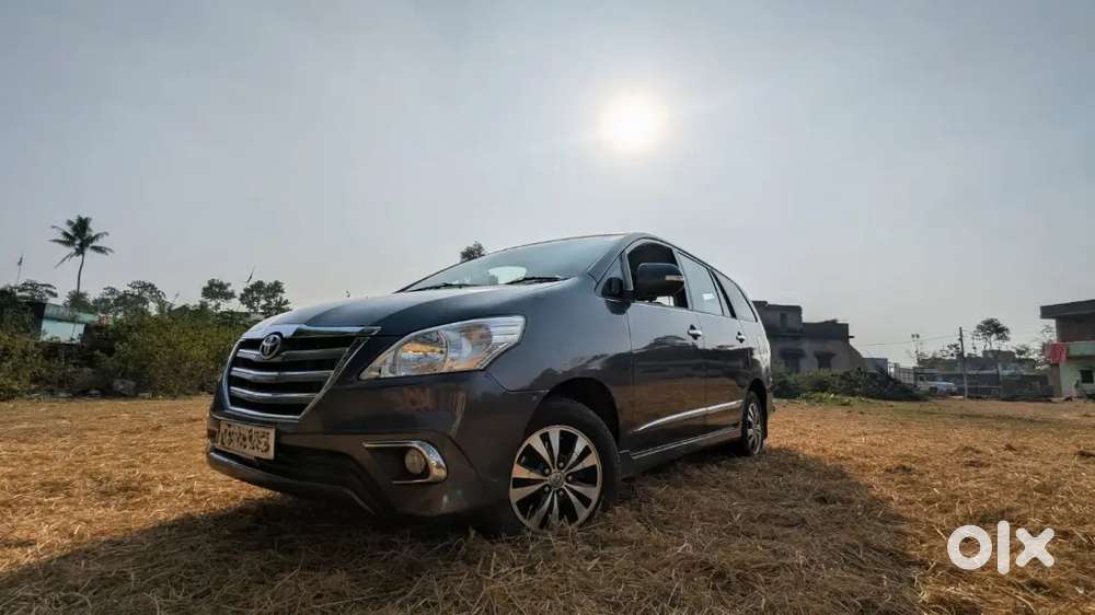 Toyota Innova 2015 Diesel Well Maintained