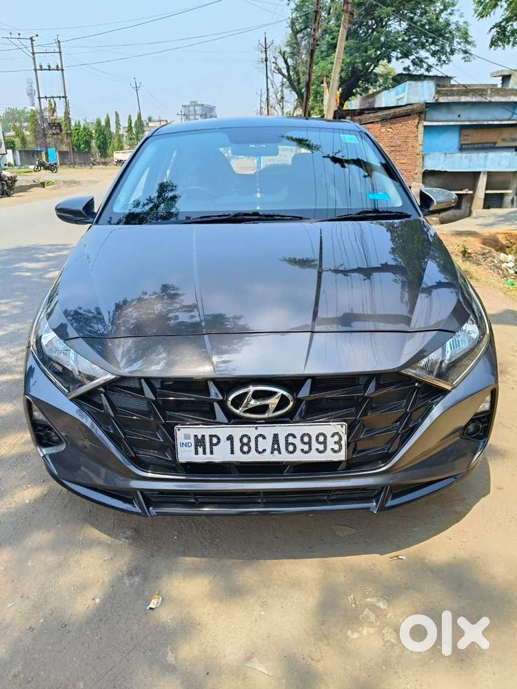 Hyundai I20 Sportz 2022  Well Maintained  Low Km Driven Urgent Sale