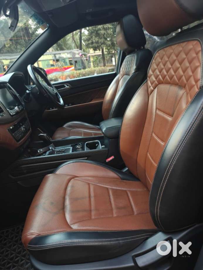 Mahindra Alturas G4 4wd At, 2019, Diesel