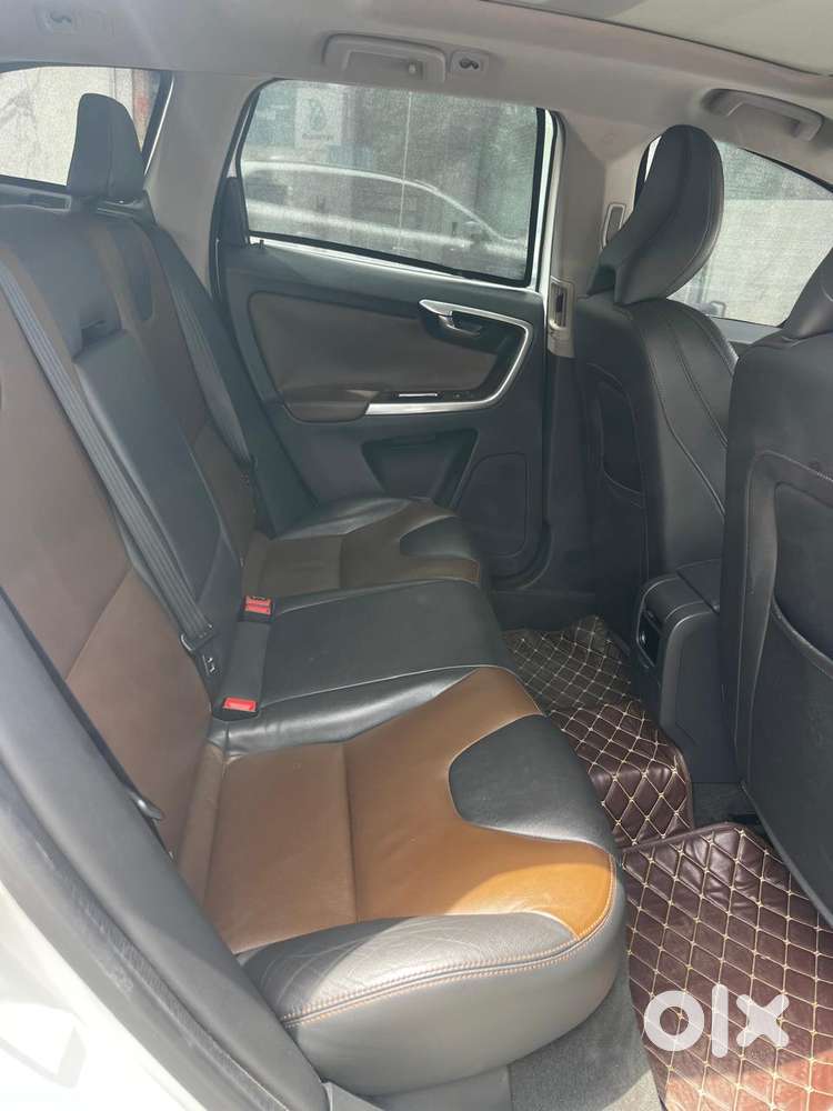 Volvo Xc60 D5 Awd Automatic, 2016, Diesel