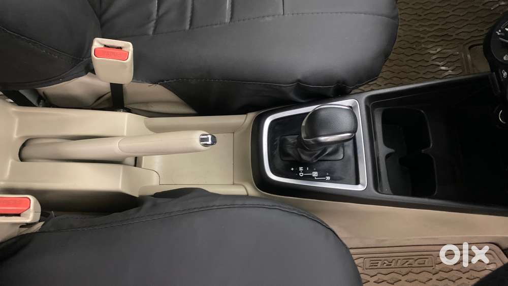 Maruti Suzuki Swift Dzire Amt Vxi, 2017, Petrol