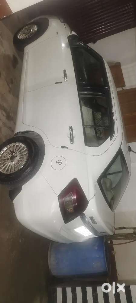 Maruti Suzuki Dzire 1.2 2015