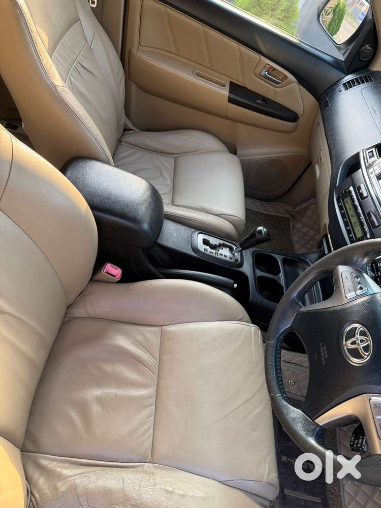 Toyota Fortuner Diesel 2015 December Automatic 4/2 Diesel