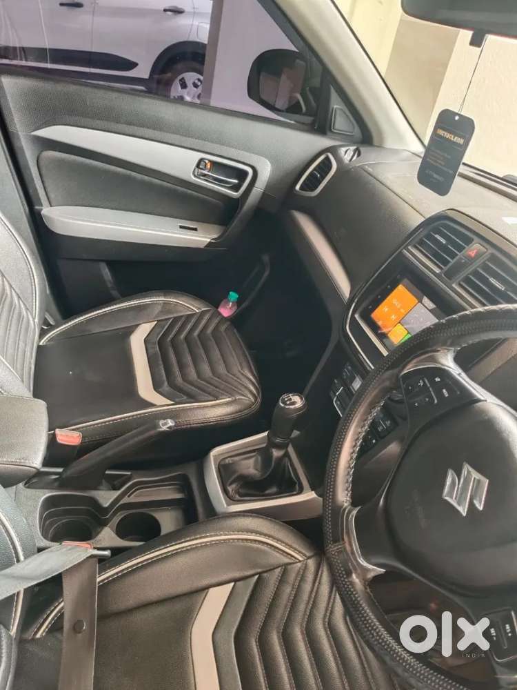 Maruti Suzuki Vitara Brezza 1.5 Zxi Plus Dual Tone, 2021, Petrol