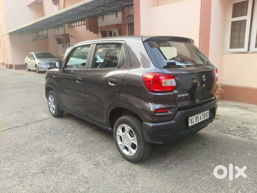 Maruti Suzuki S-presso Vxi Plus, 2022, Petrol