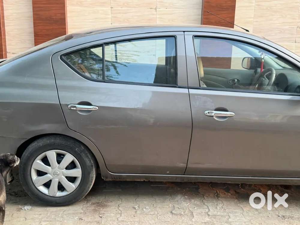 Nissan Sunny Petrol 2012