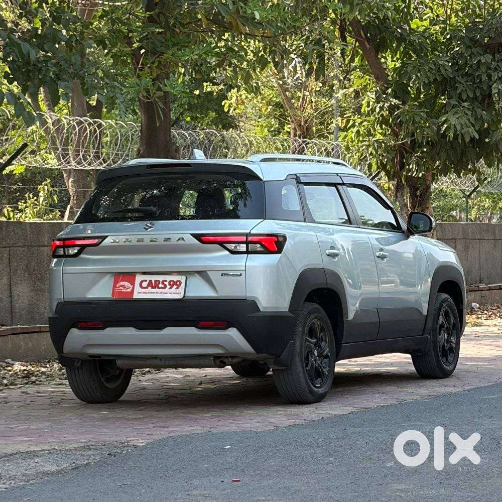 Maruti Suzuki Brezza 1.5 Zxi Smart Hybrid, 2023, Petrol