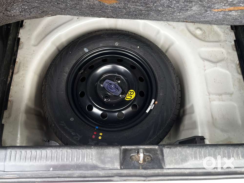 Maruti Suzuki Swift 2021 Zxi Automatic 1st Owner