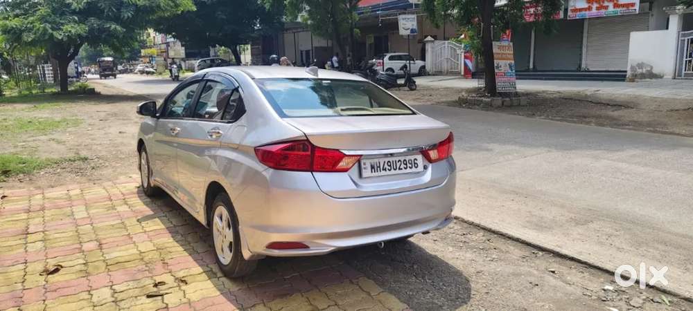 Honda City V Mt, 2015, Petrol