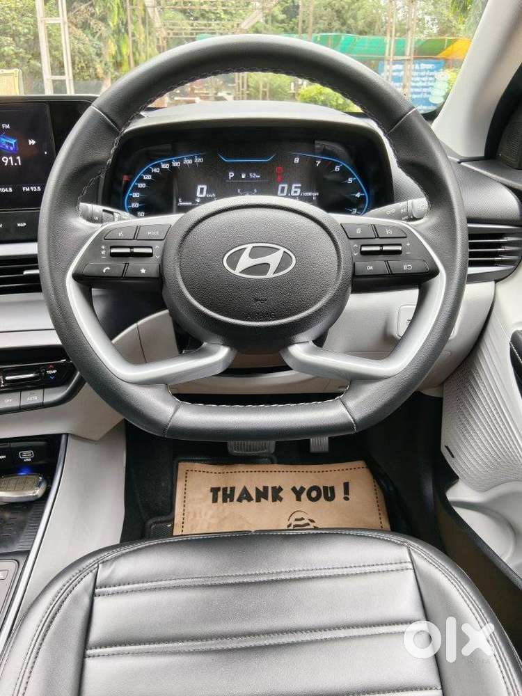 Hyundai I20 Asta (o) 1.2 Ivt, 2024, Petrol