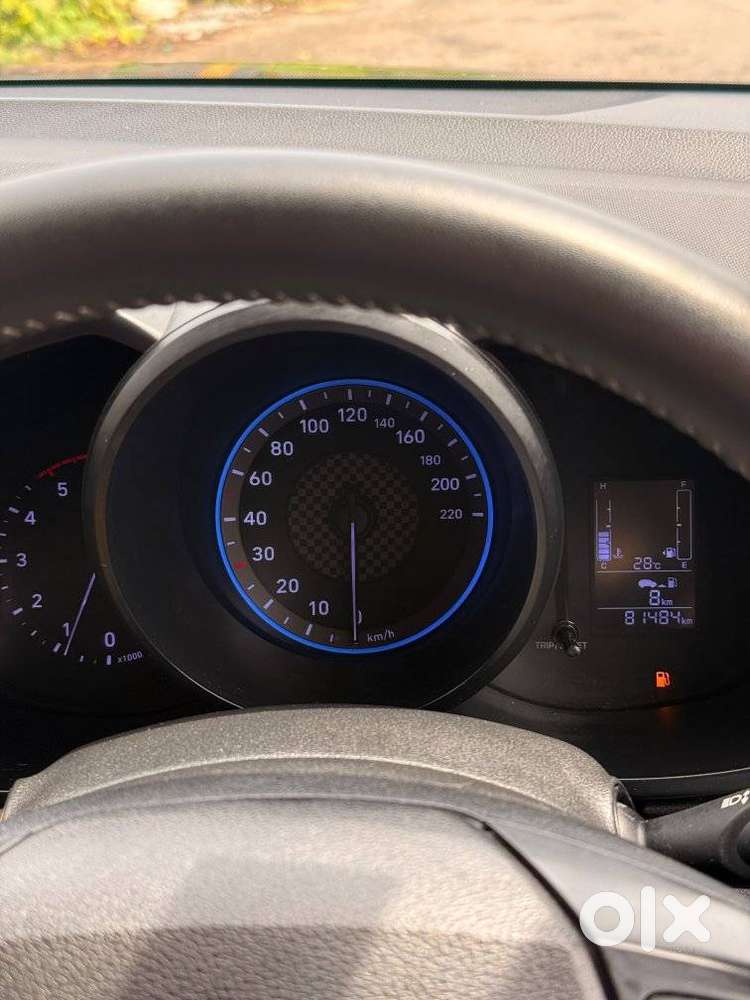 Hyundai Venue Sx (o) Mt 1.5 Diesel, 2020, Diesel