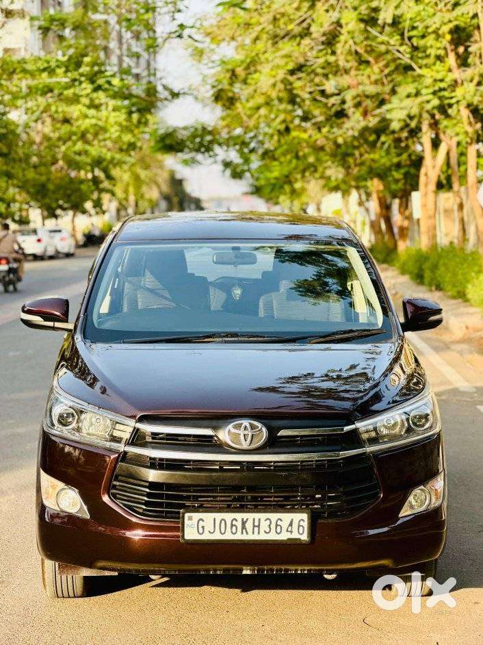 Toyota Innova Crysta 2.4 V, 2016, Diesel