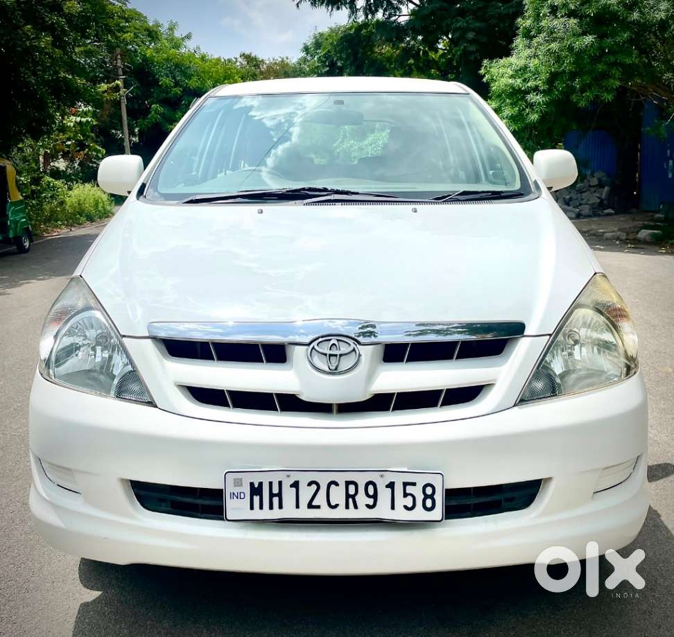 Toyota Innova 2.5 G (diesel) 8 Seater, 2005, Diesel