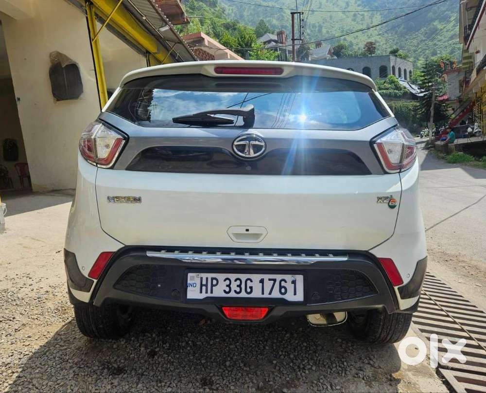 Tata Nexon Xz+ Petrol 2018 Year