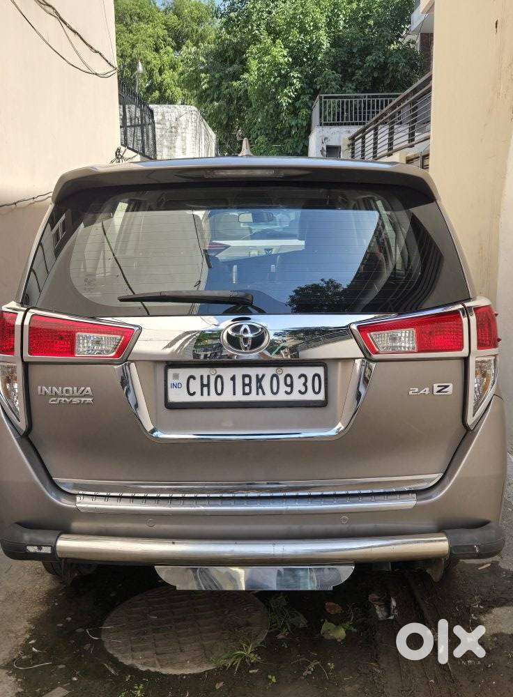 Toyota Innova Crysta Zx 2.4 Diesel 7 Seater, 2017, Diesel