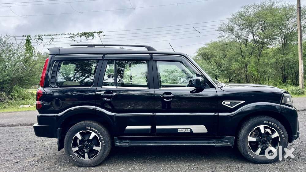 Mahindra Scorpio Classic 2.2 S 11 Mt 7 Cc, 2023, Diesel