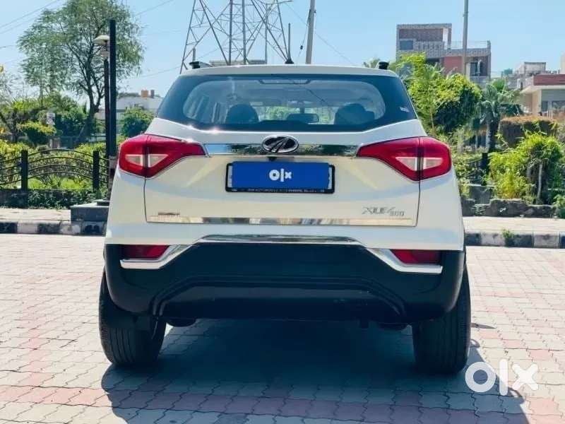 Mahindra Xuv300 W8 Diesel, 2022, Diesel