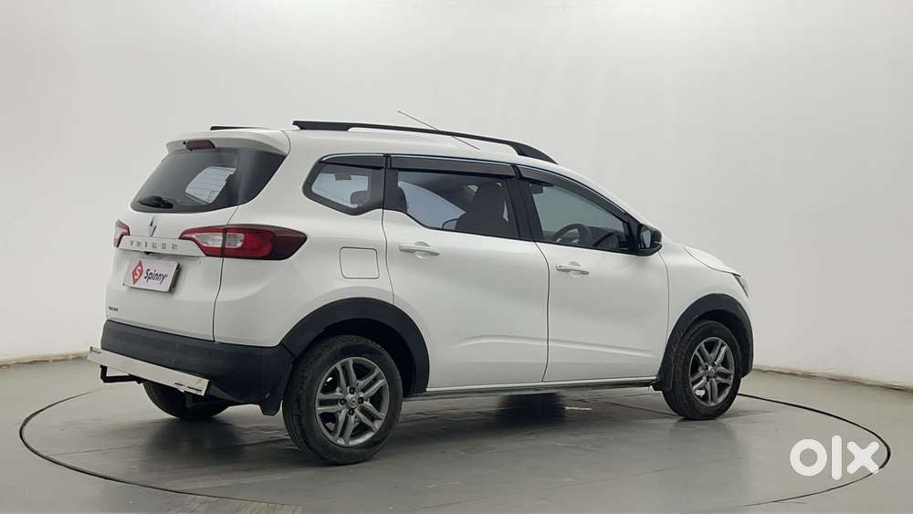 Renault Triber Rxz, 2022, Petrol