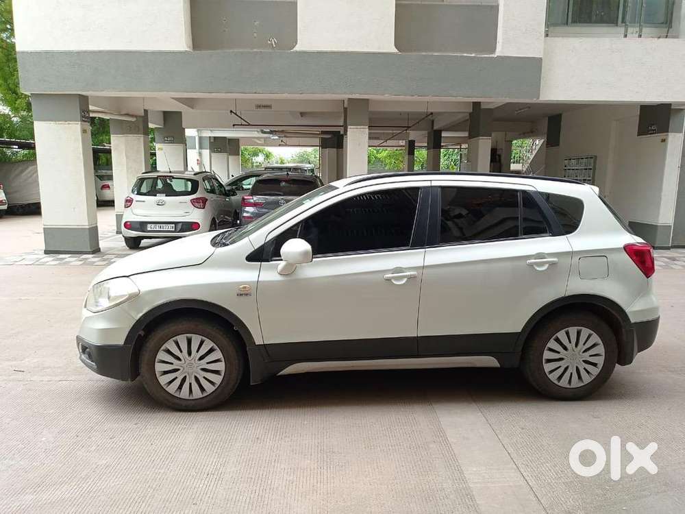 Maruti Suzuki S-cross 2017 Diesel Well Maintained