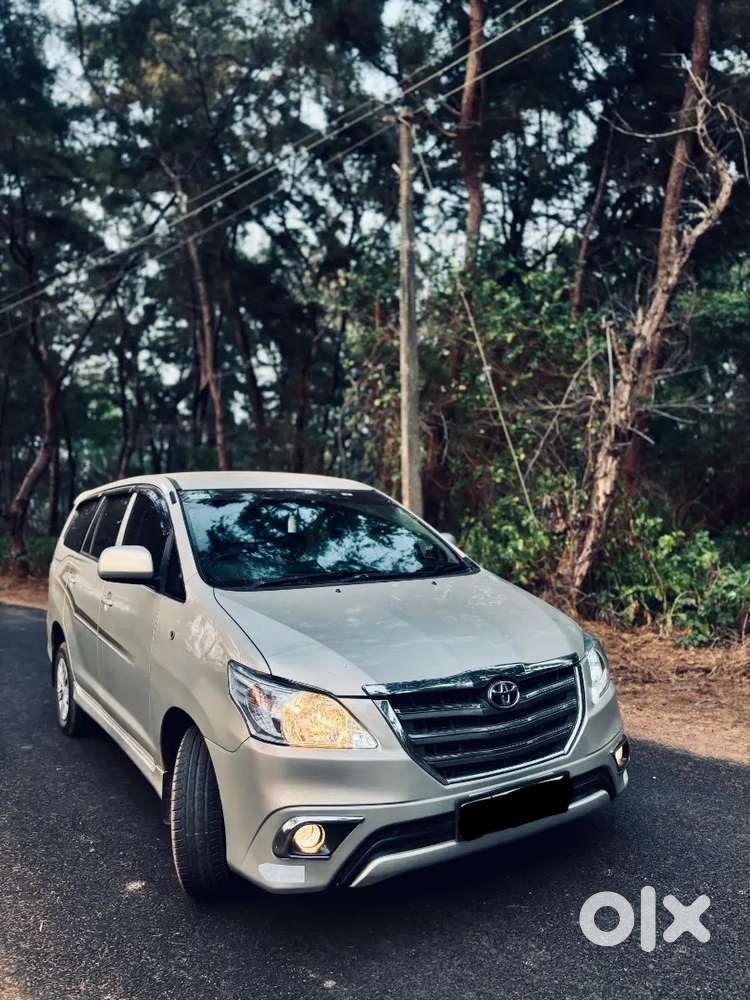 Toyota Innova 2015 Diesel Well Maintained