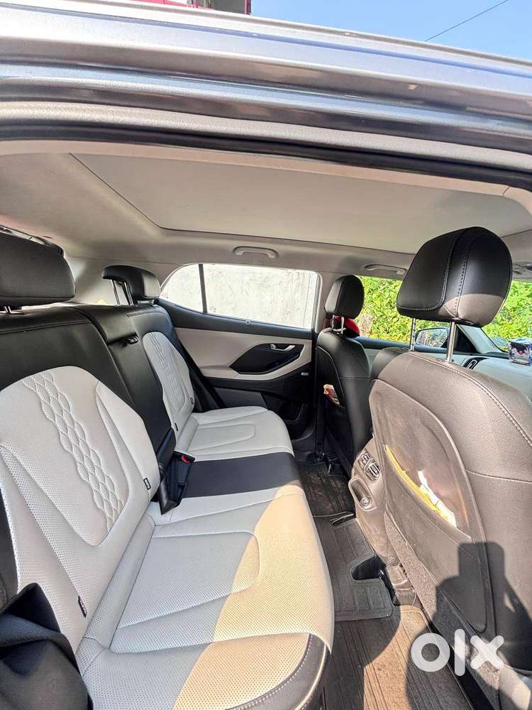 Hyundai Creta Sx(o) 1.5 Petrol Ivt Automatic100th Anniversary Le
