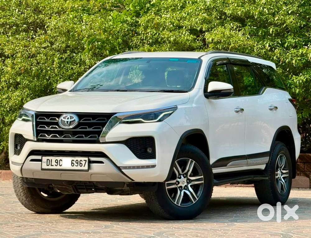 Toyota Fortuner 4x2 At 2.7 Petrol, 2022, Petrol