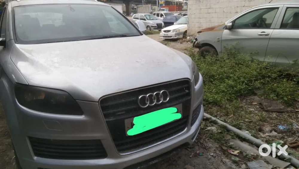 Audi Q7 2010 Diesel Well Maintained