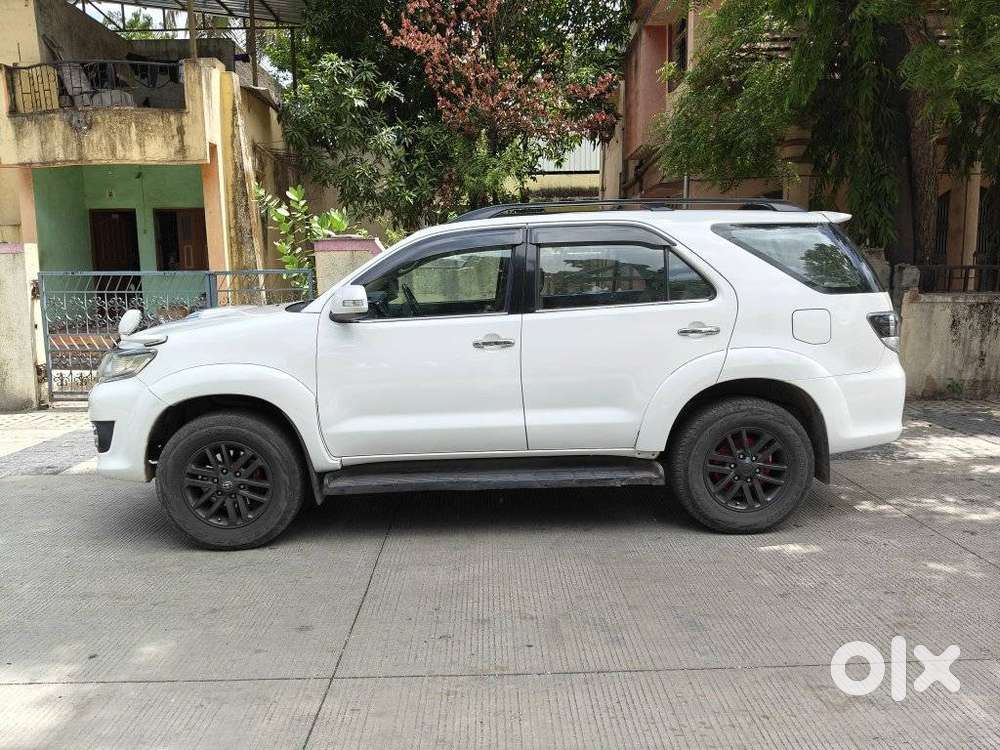 Toyota Fortuner 2.5 4x2 Mt Trd Sportivo, 2015, Diesel