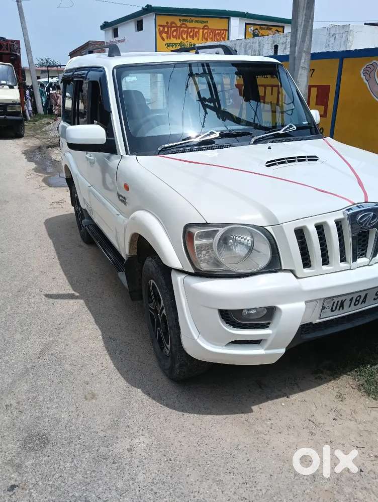 Mahindra Scorpio Sle  Classic 2014 Diesel 130000 Km Driven