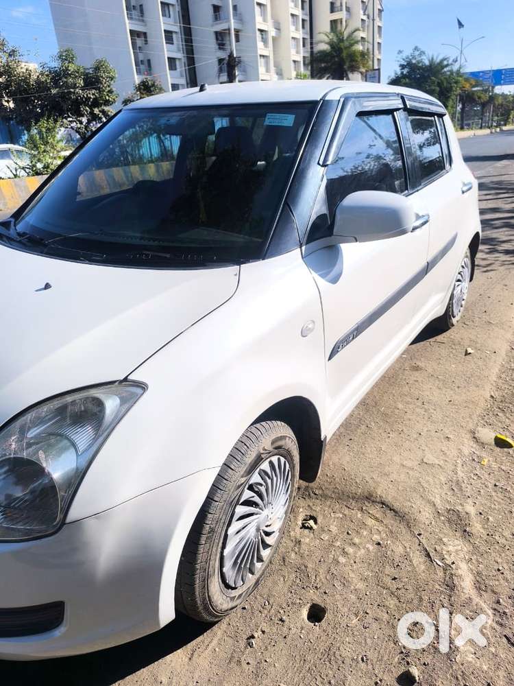 Maruti Suzuki Swift 2011-2014 Vxi, 2011, Petrol