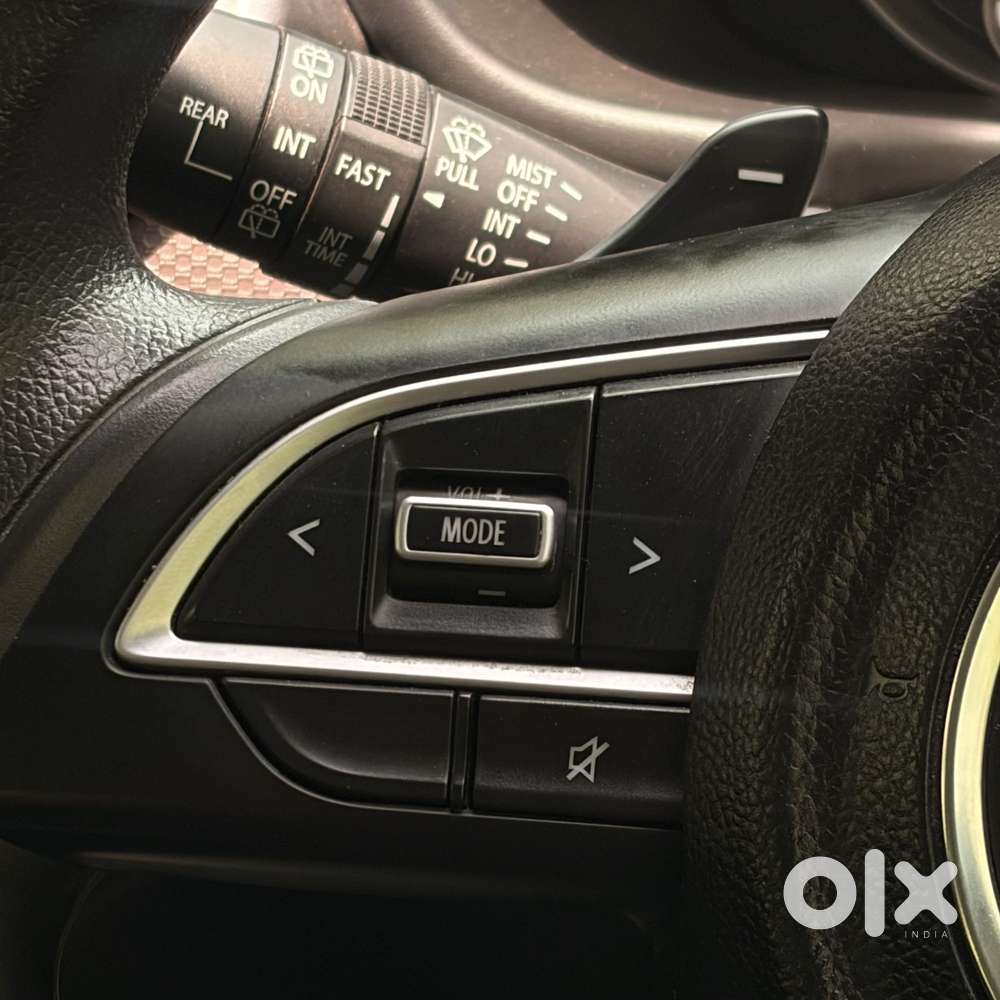 Maruti Suzuki Brezza 1.5 Zxi Plus At Smart Hybrid Dual Tone, 2022, P..