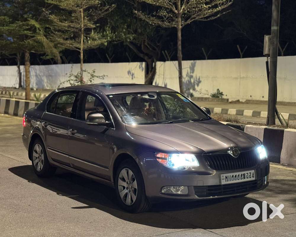 Skoda Superb 1.8 Elegance Tsi At, 2011, Petrol