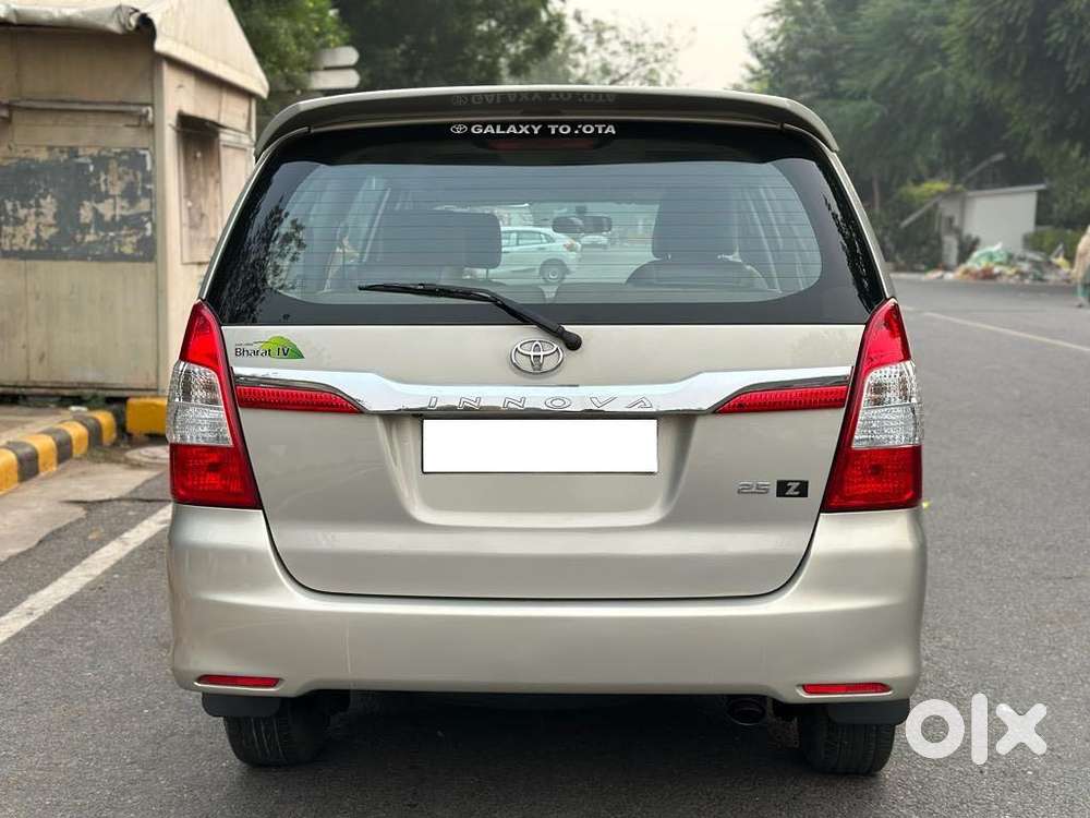 Toyota Innova 2.5 Zx 7 Str Bs-iv, 2015, Diesel