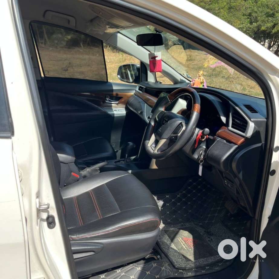 Toyota Innova Crysta 2.8 Gx At 7 Str, 2017, Diesel