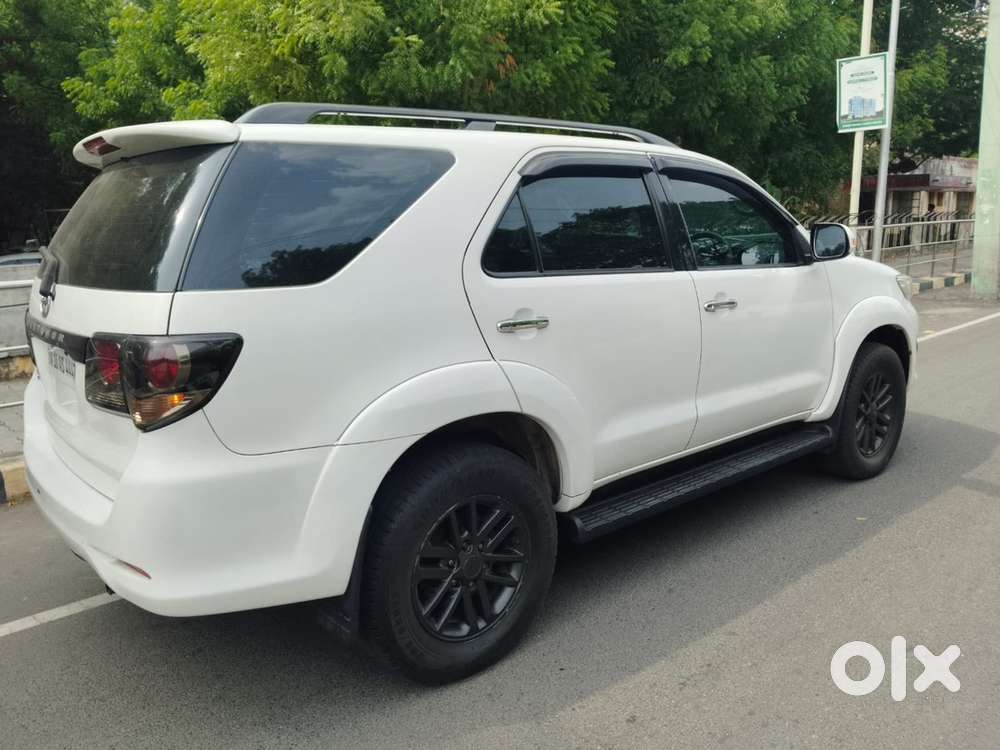 Toyota Fortuner 3.0l Diesel Mt 2015