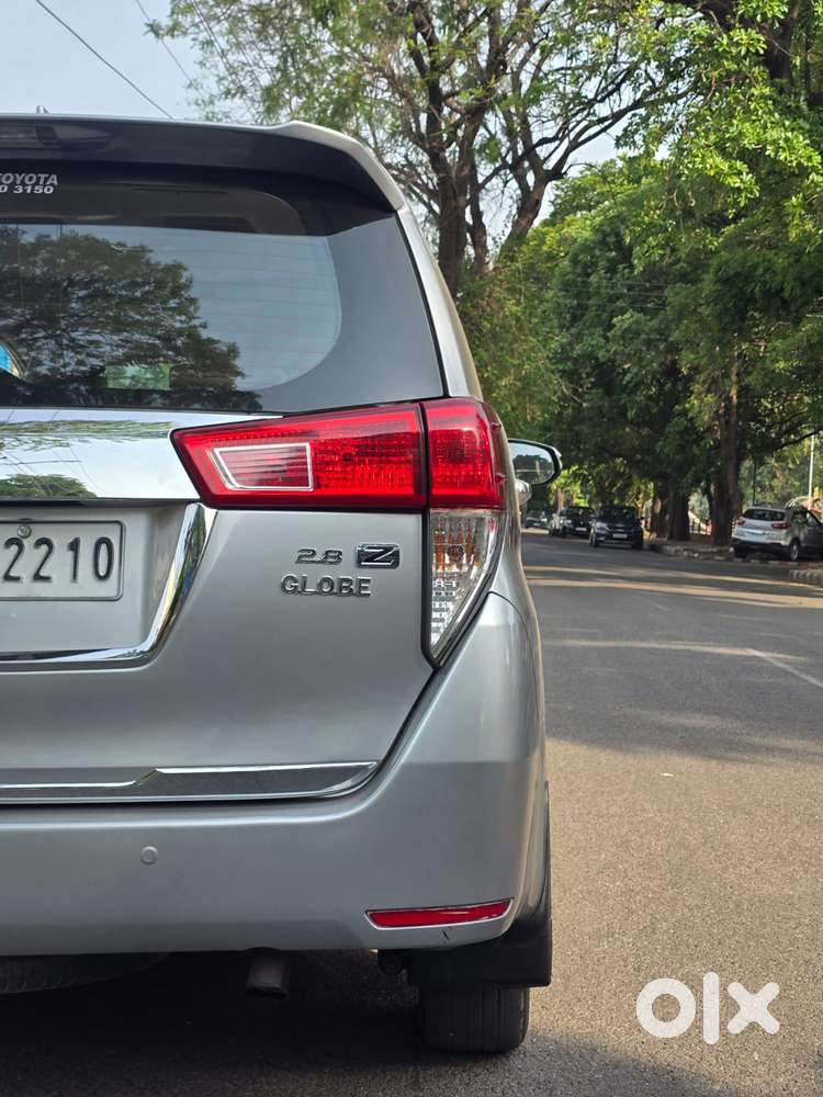 Toyota Innova Crysta 2.8z Automatic, 2018, Diesel