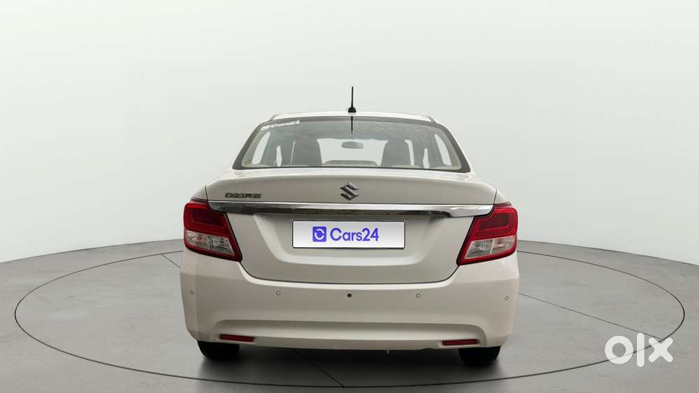 Maruti Suzuki Dzire 1.2 Lxi, 2022, Petrol