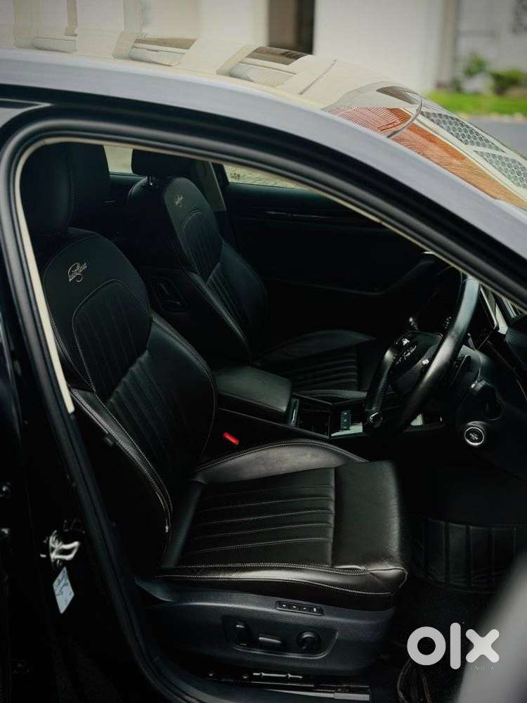 Skoda Superb 2.0 L&k Tsi At, 2021, Petrol