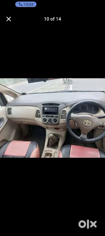 Toyota Innova Petrol 2009