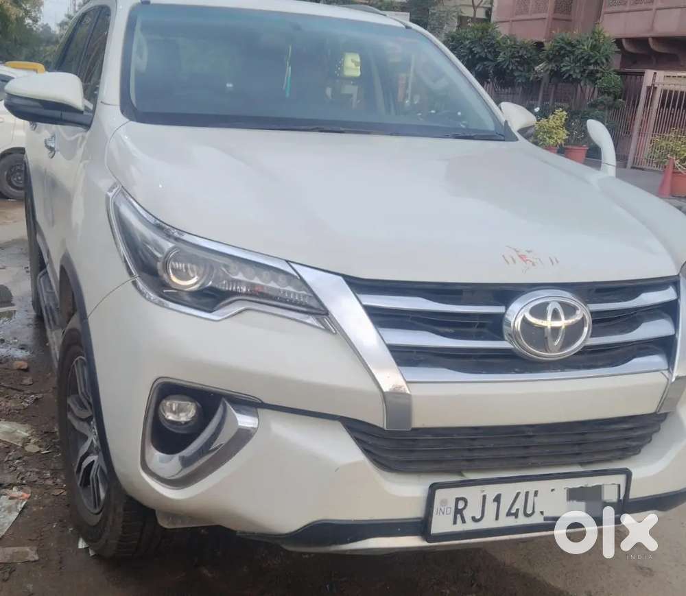 Toyota Fortuner 2020 Diesel 132000 Km Driven