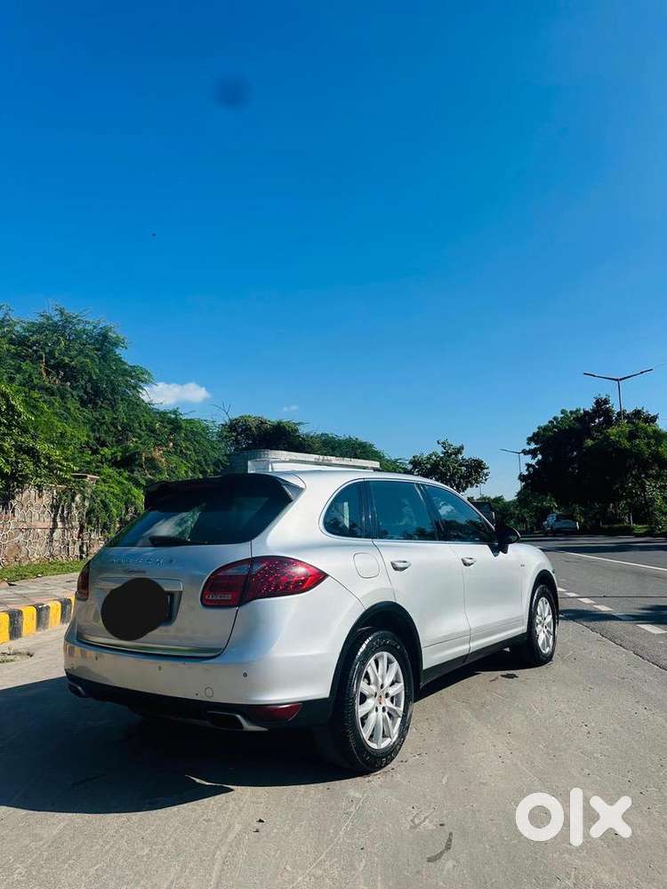 Porsche Cayenne 2013 Diesel Well Maintained Excellent Condition