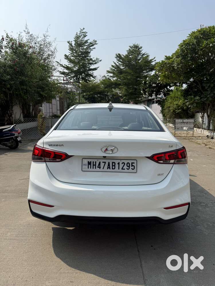Hyundai Verna 1.6 Vtvt Sx, 2018, Petrol