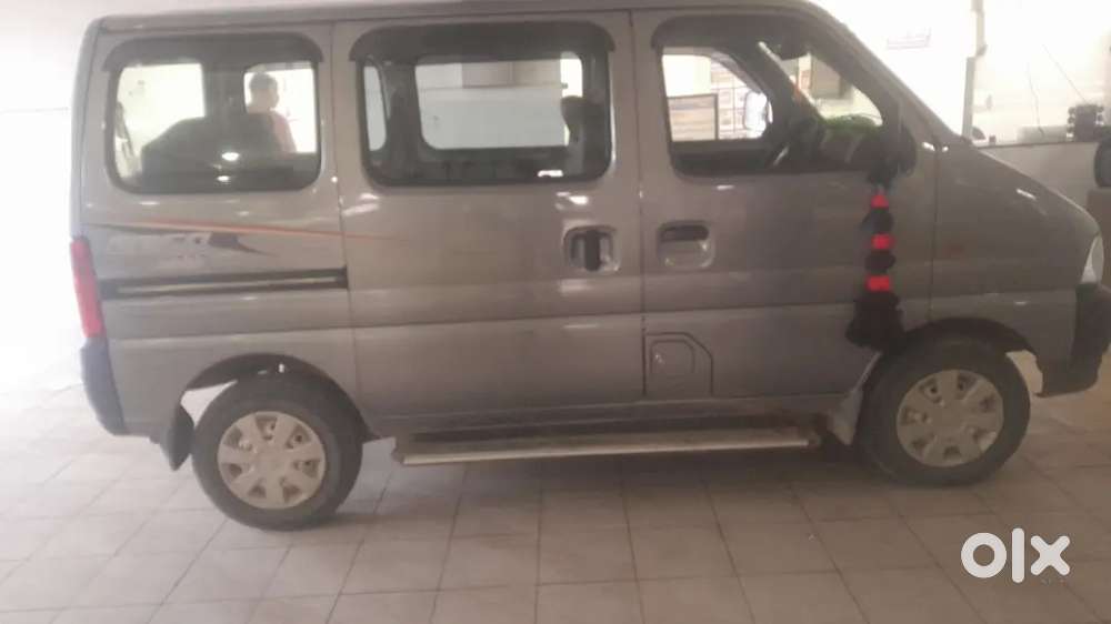 Maruti Suzuki Eeco Ac Cng 2025