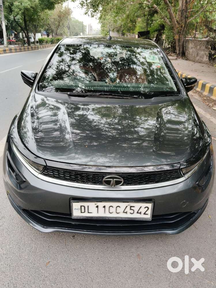 Tata Altroz 1.2 Xe, 2021, Petrol