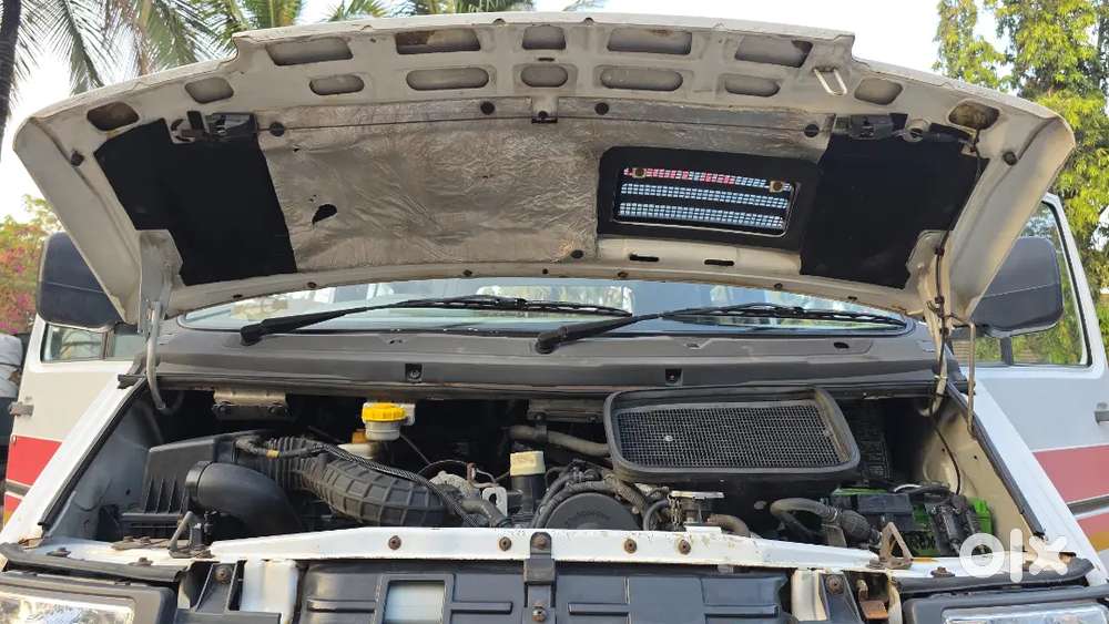 Tata Winger Deluxe 2018