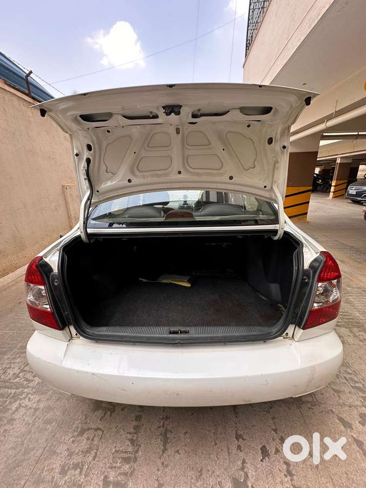 Hyundai Accent Executive, 2010, Petrol