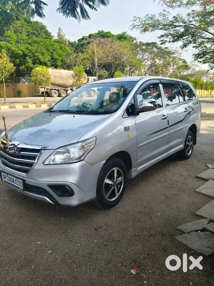 Toyota Innova Diesel 2012